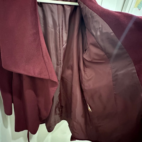 T Tahari Burgundy Shawl Coat - Size XL - Picture 2 of 9